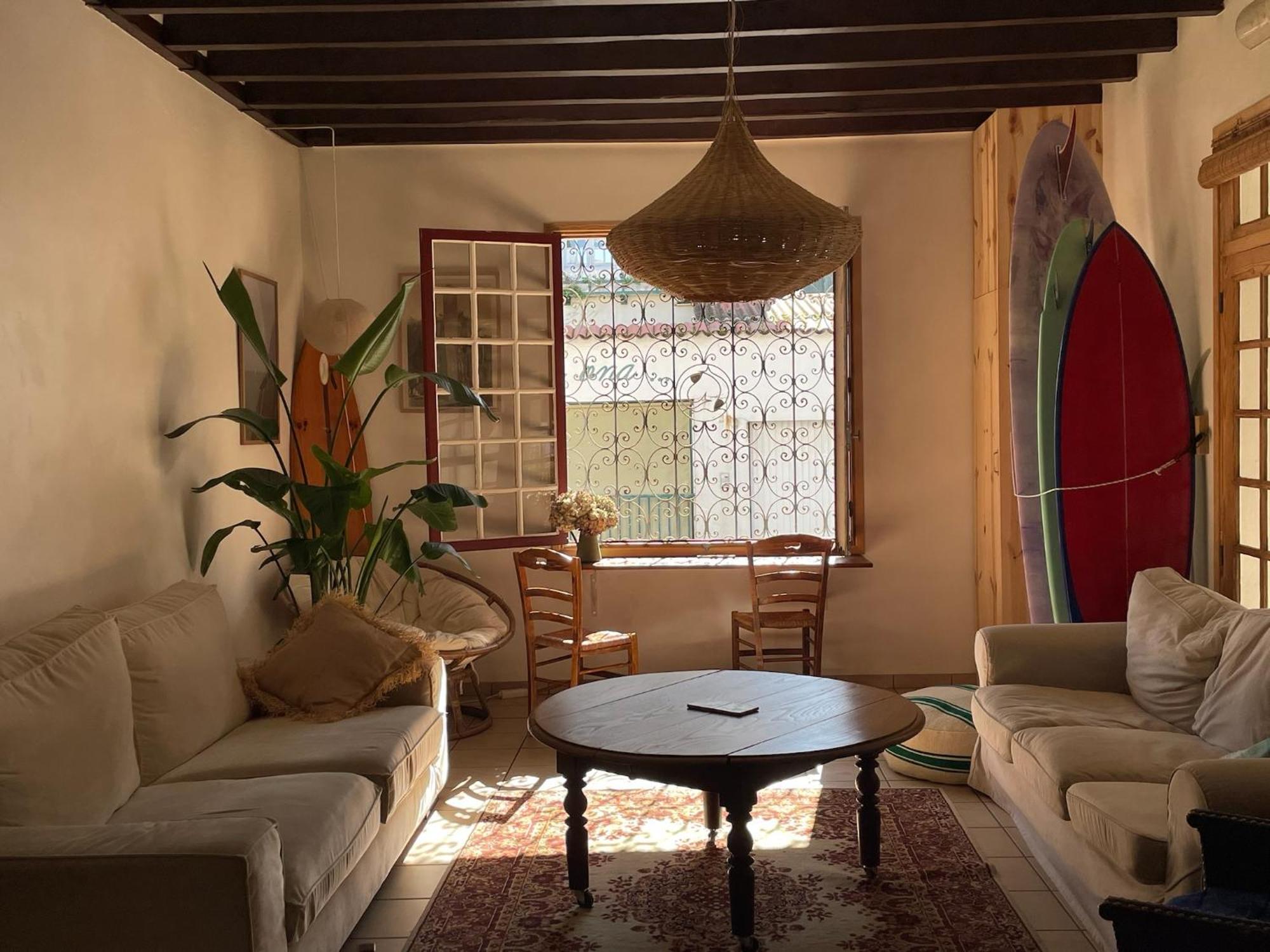 Auberge de jeunesse L'escale Surf - *